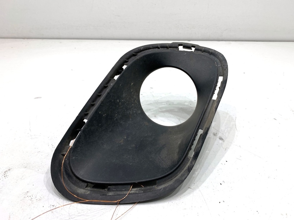 [STARK-876263] Rejilla delantera izquierda del parachoques JEEP CHEROKEE (KL) 2013-2022