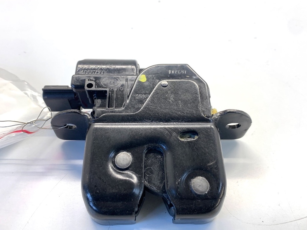 [STARK-876485] Cerradura de portón trasero NISSAN MICRA V (K14) 2016-2022