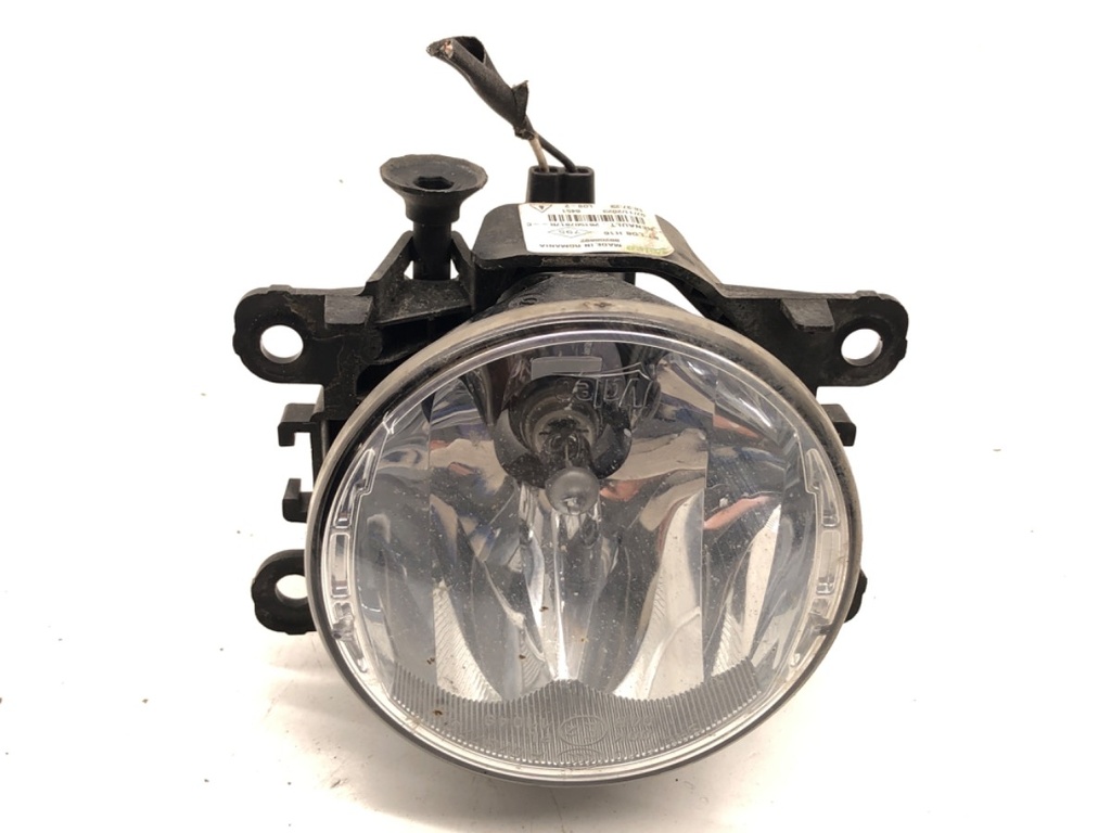 [STARK-885988] Faros delanteros derecho halógeno Renault Express 2021-2022