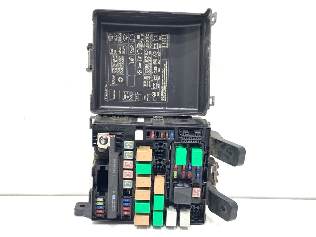 [STARK-893380] Caja de fusibles HYUNDAI ix35 (LM, EL, ELH) 1.6 gasolina 2010-2022