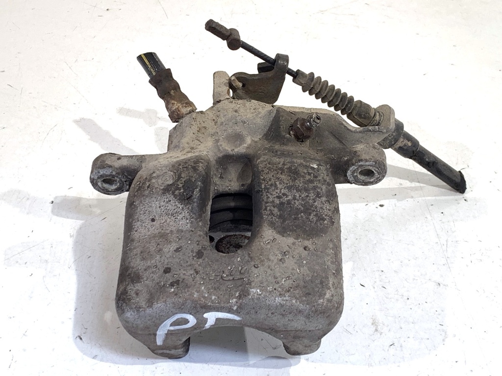 [STARK-903615] Pinza de freno trasera derecha FIAT CROMA (194_) 1.9 D Multijet 88 kW
