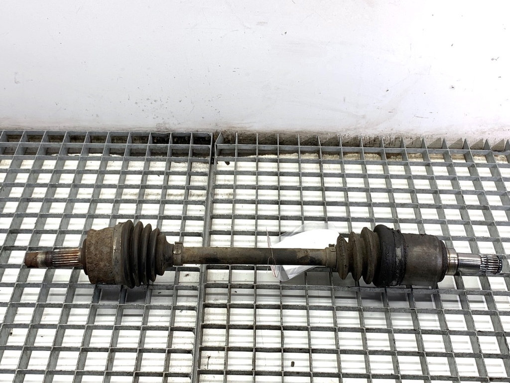 [STARK-904408] Semieje delantero izquierdo FIAT Panda (169) 1.1 40 kW 2003-2022