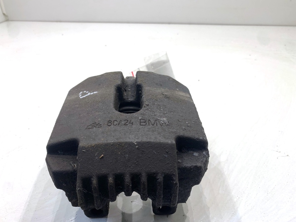 [STARK-904710] Pinza de freno delantera derecha BMW Serie 5 (E60) 2003-2010