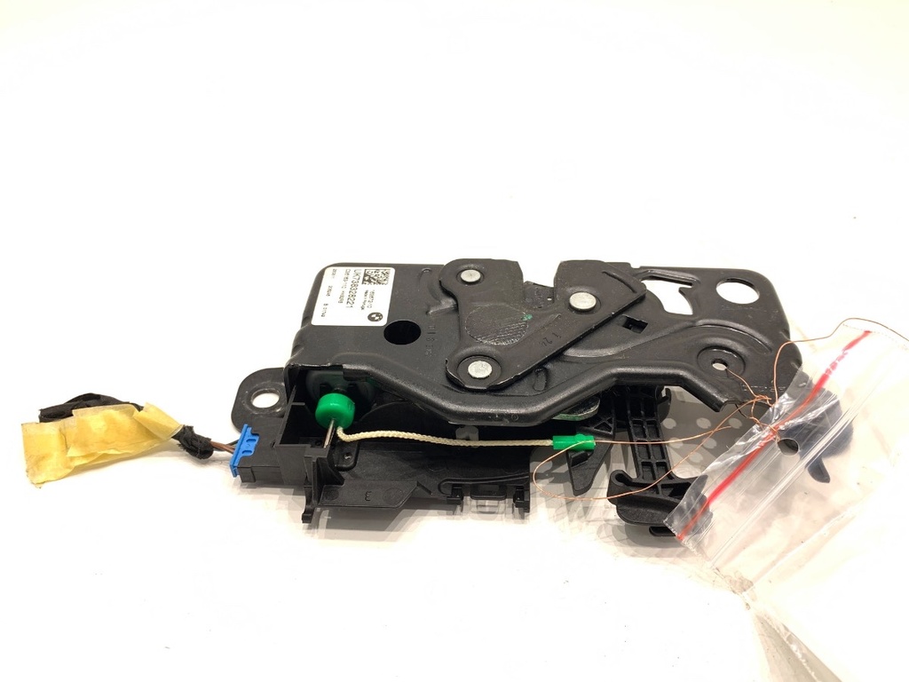 [STARK-912463] Cierre de portón trasero BMW Serie 1 (F70) 2024-