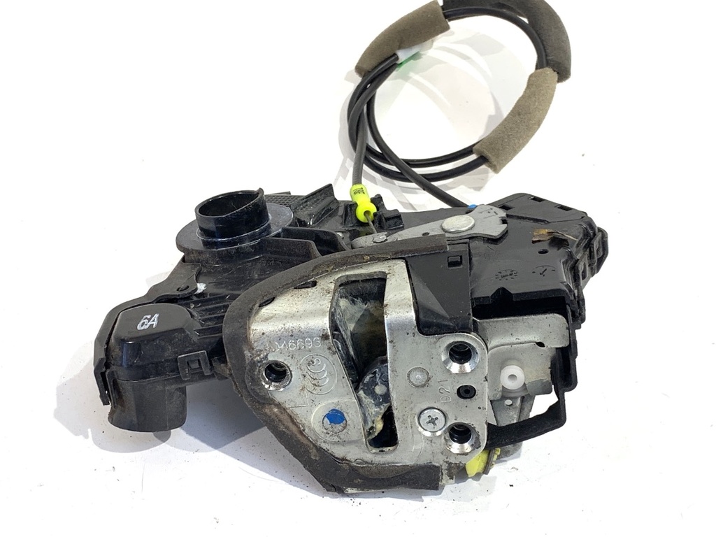 [STARK-913059] Cerradura de puerta delantera izquierda Toyota Avensis Kombi (_T27_) 2009-2018