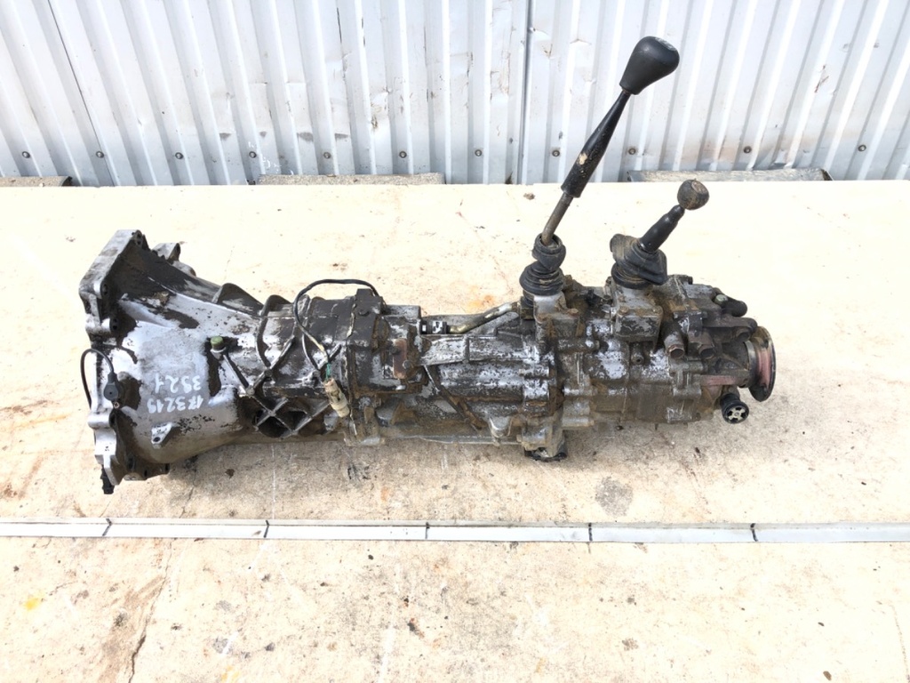 [STARK-774644] Caja de cambios KIA Sportage SUV (K00) 2.0 70 kW 1994-2005