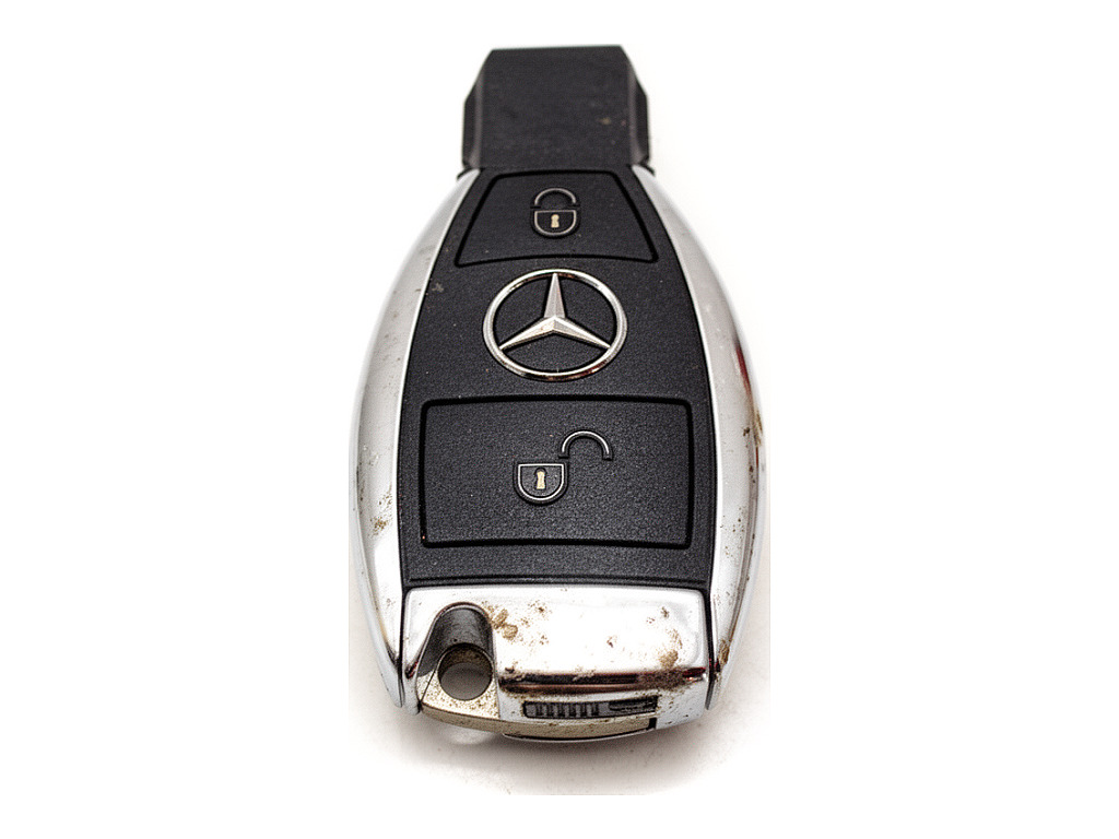 [STARK-927342] Llave de encendido Mercedes-Benz Clase A W176 2012-2018