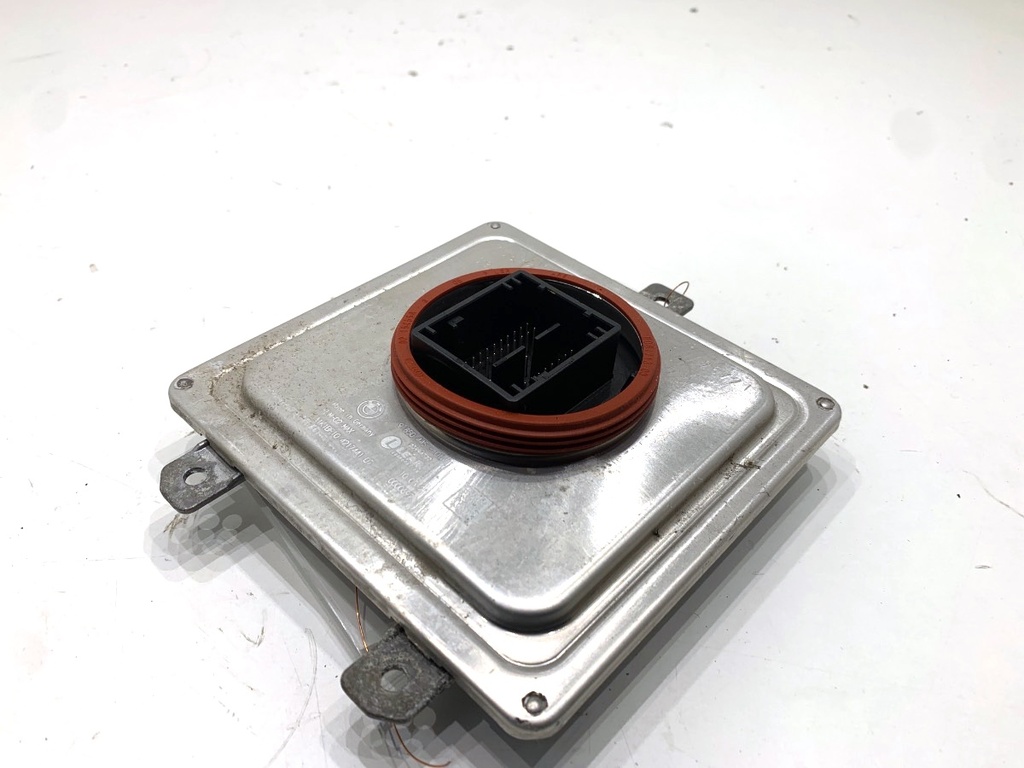 [STARK-896335] Convertidor de xenón BMW Serie 5 Touring (G31) 530e 2020-2022