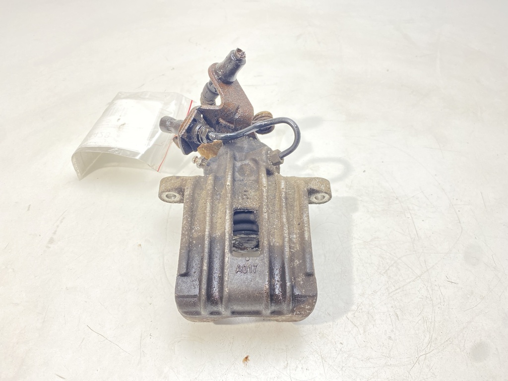 [STARK-424428] Pinza de freno trasera derecha SKODA Octavia II Combi 1.6 LPG 2004-2013