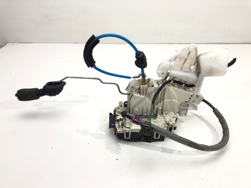 [STARK-572695] Cierre de puerta delantera derecha Mercedes-Benz Clase E (W212) 2009-2016