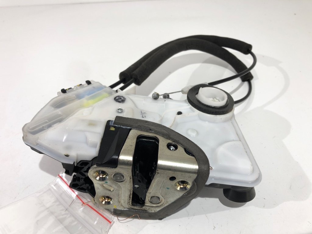 [STARK-687227] Cerradura de puerta delantera derecha TOYOTA C-HR (_X1_) 2016-2022