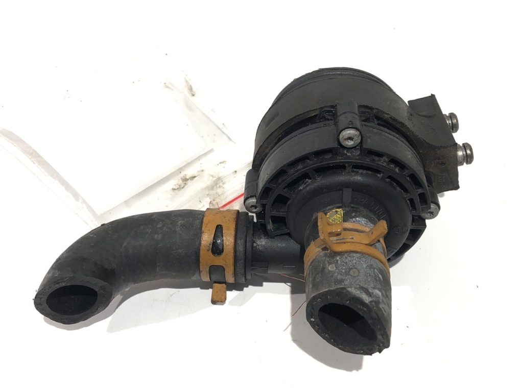 [STARK-689471] Bomba de agua adicional INFINITI Q70 (Y51) 3.0 Diésel 2013-2022