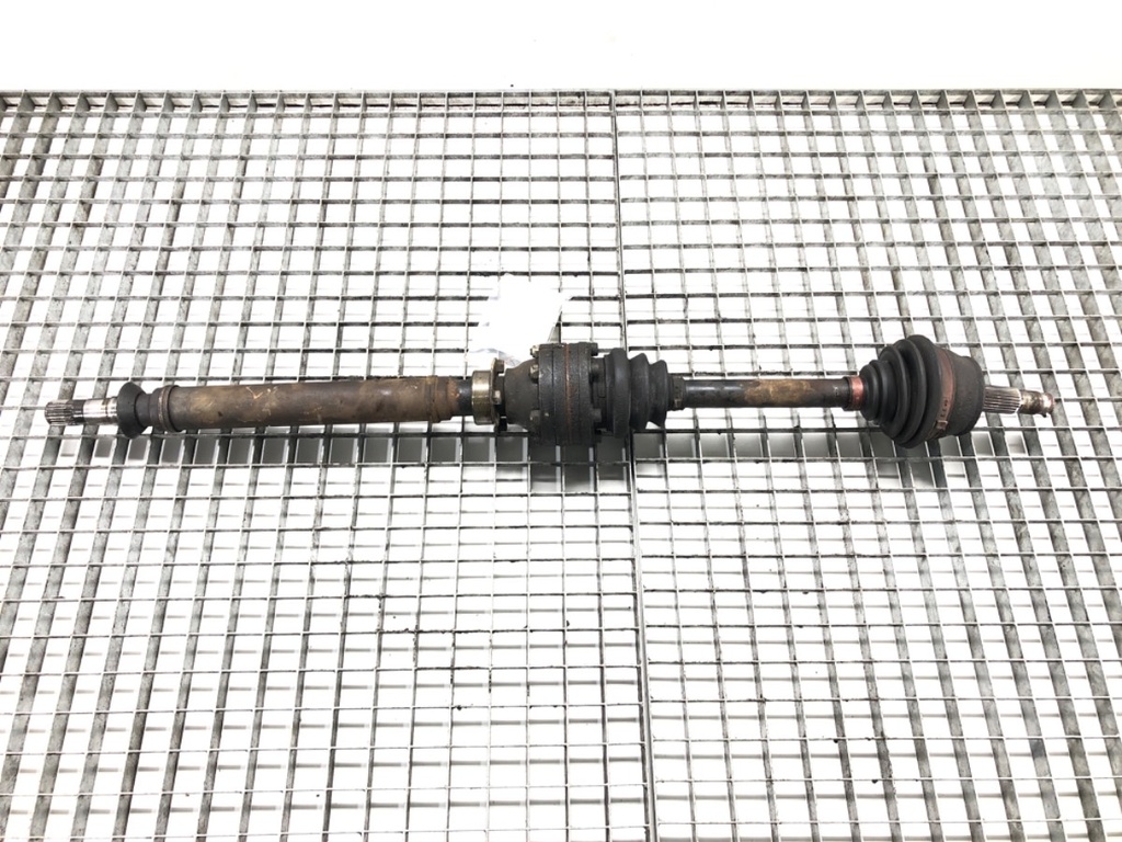 [STARK-690015] Semieje delantero derecho Alfa Romeo GT (937_) 2.0 JTS 2003-2010