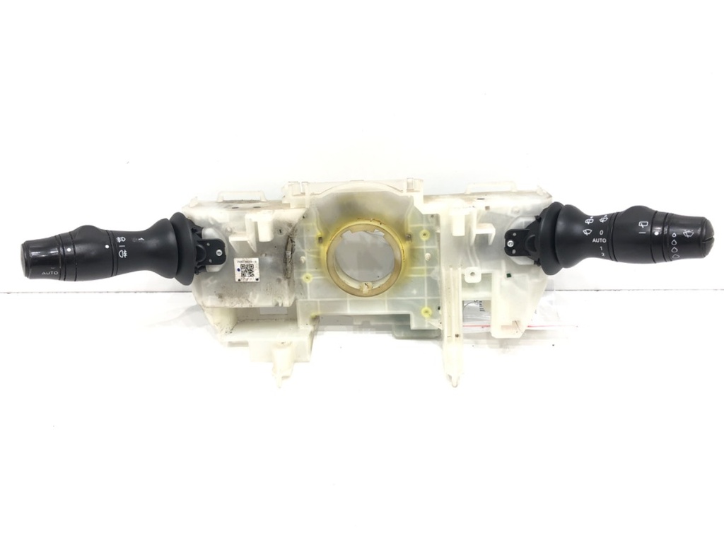 [STARK-699735] Combinado de luces RENAULT LAGUNA III (BT0/1) 2.0 dCi 96 kW