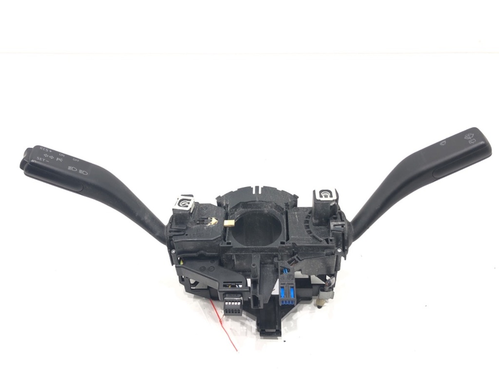 [STARK-713322] Combinado de luces VW Touran (1T1, 1T2) 2003-2010