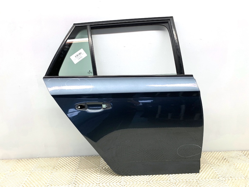 [STARK-782063] Puerta trasera derecha SKODA FABIA III Kombi (NJ5) 2014-2022