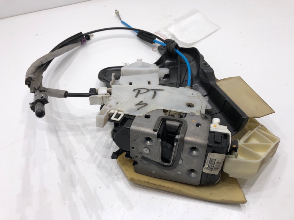 [STARK-718048] Cerradura de puerta trasera derecha Mercedes-Benz Clase E (W212) 2009-2016