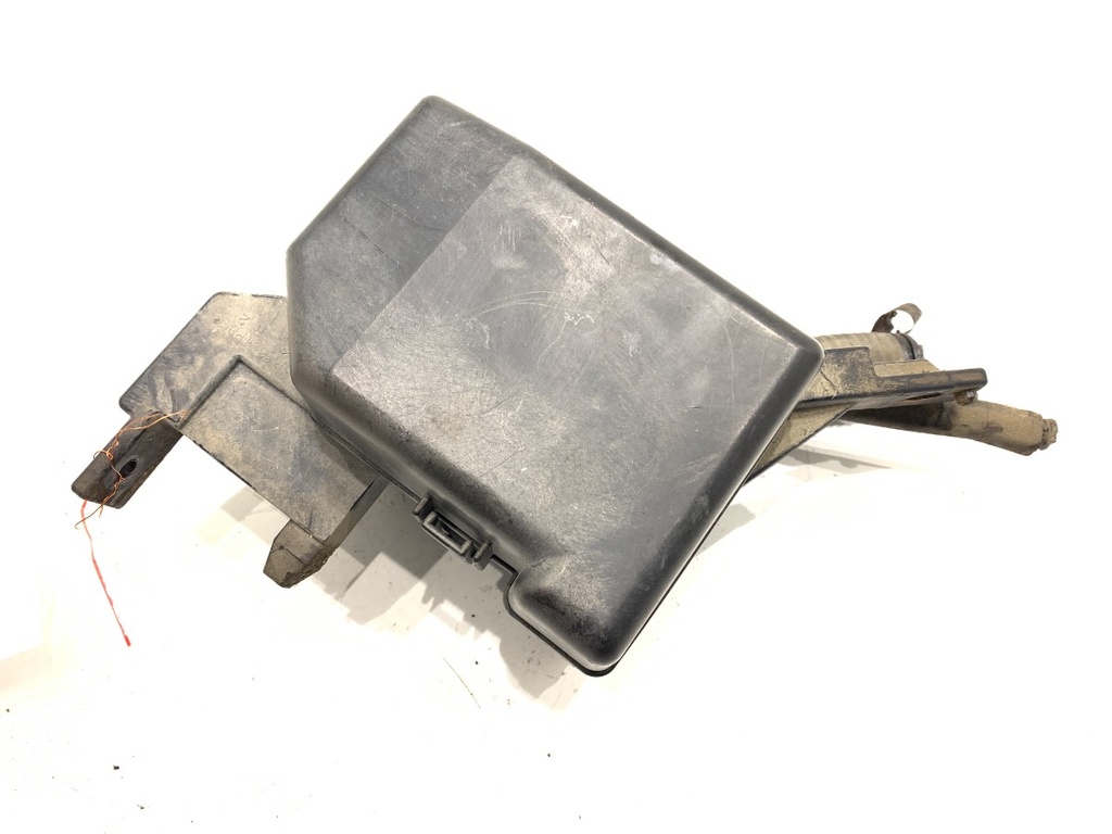 [STARK-722756] Caja de fusibles FIAT SEDICI (189_) 1.6 16V 4x4 79 kW [107 KM] gasolina 2006-2014