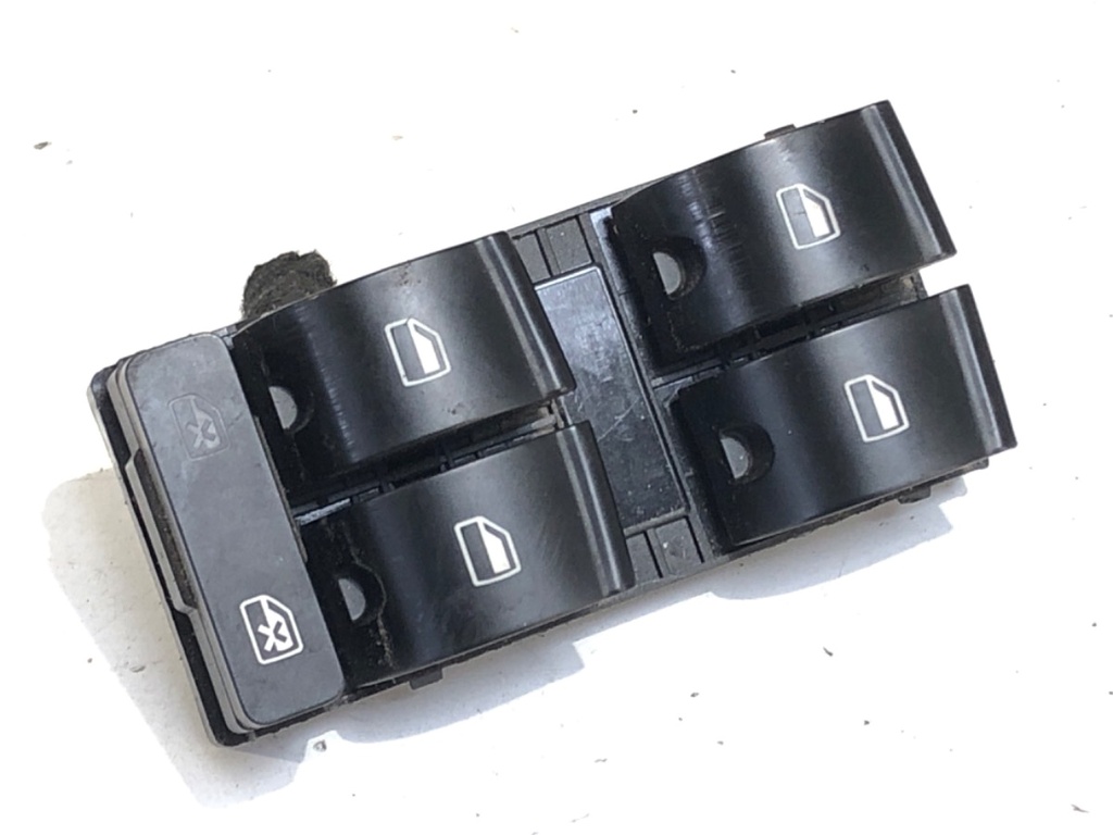 [STARK-745943] Interruptor de elevalunas AUDI A4 B6 (8E2) 2000-2005