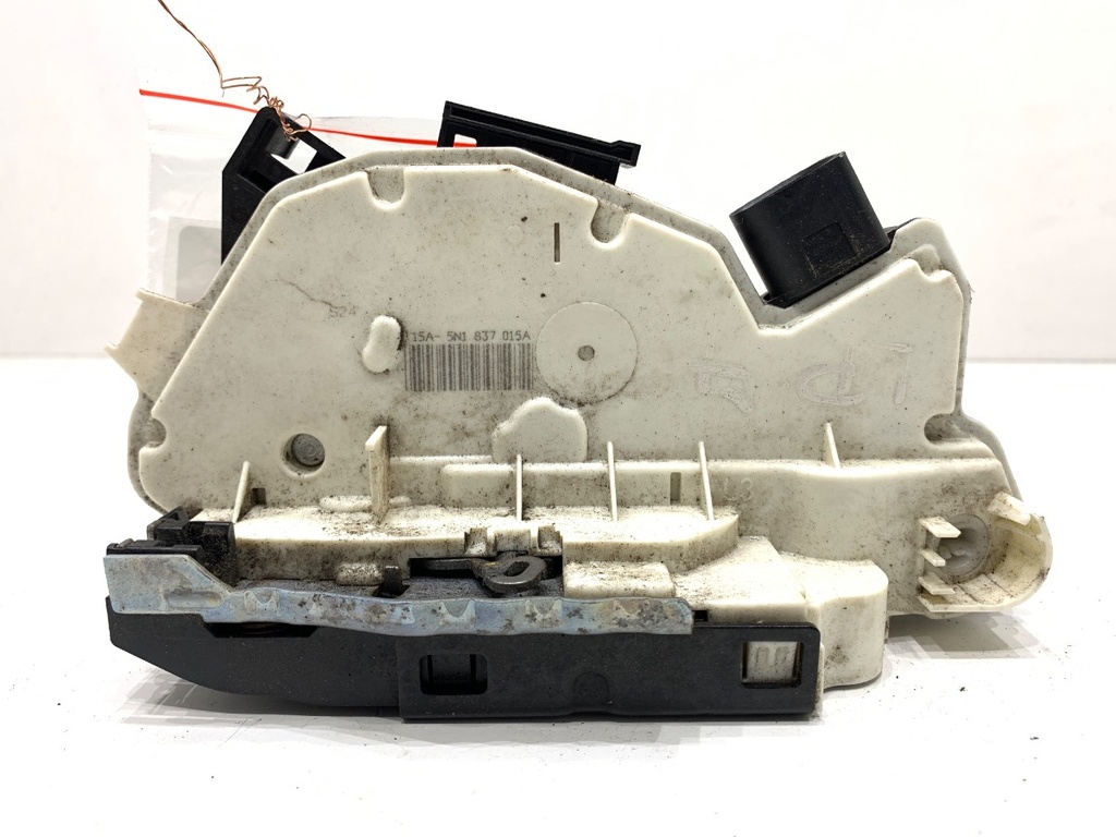 [STARK-740706] Cerradura de puerta delantera izquierda SEAT Ibiza IV (6J5, 6P1) 2008-2017