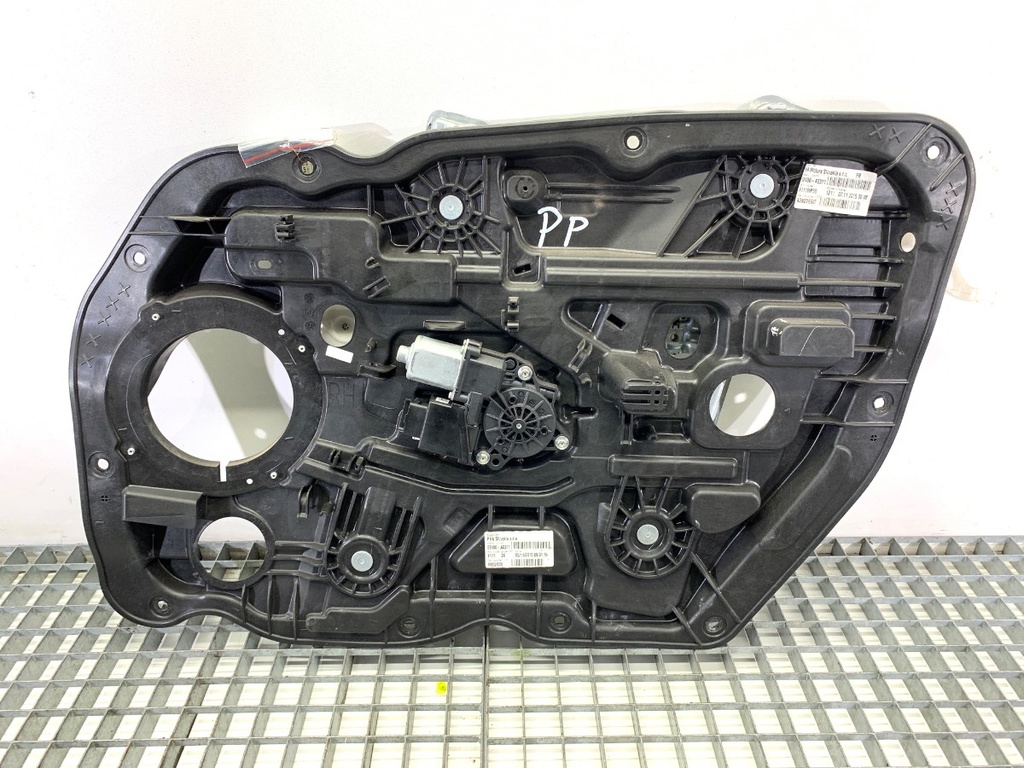 [STARK-788063] Elevador de ventana delantero derecho KIA CEE'D (JD) 1.6 GDI 99 kW (135 CV) 2012-2018