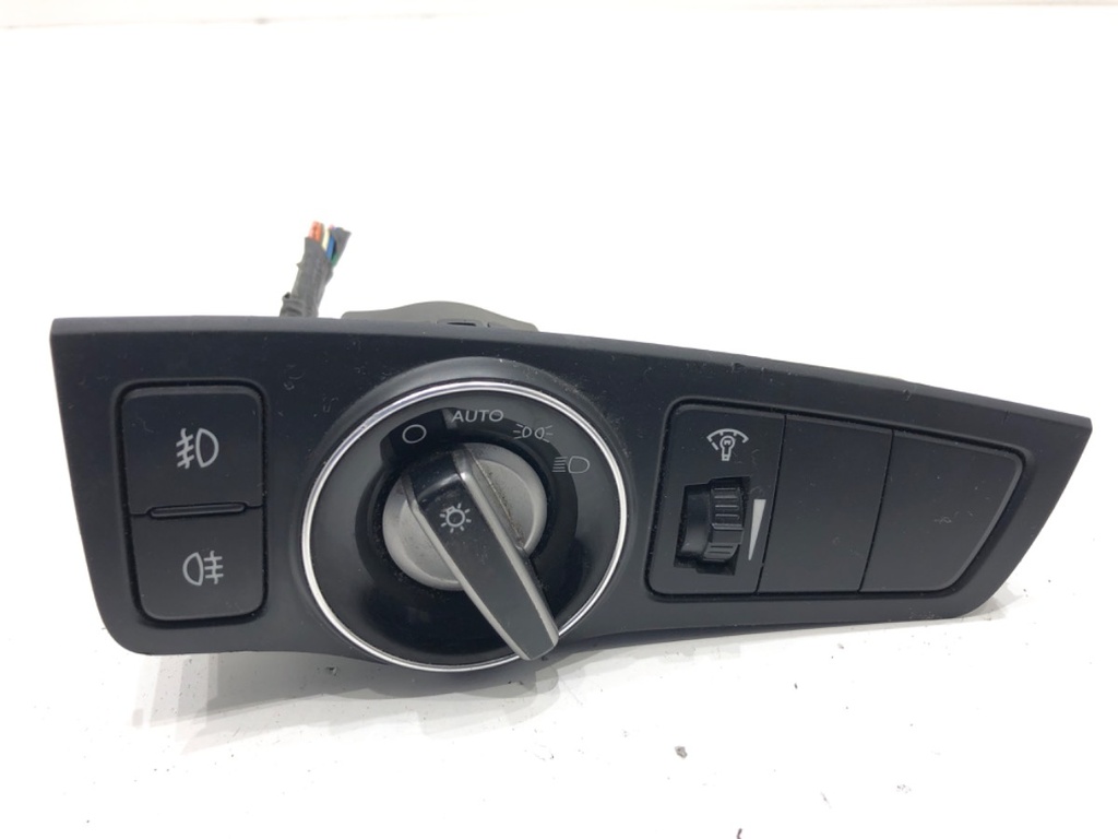 [STARK-825727] Interruptor de luz HYUNDAI i40 I (VF) 2012-2022