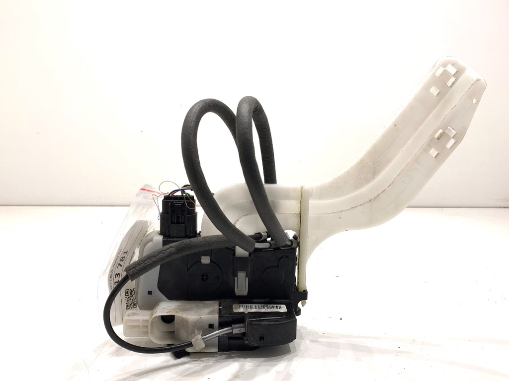 [STARK-913781] Cierre de puerta trasera derecho HYUNDAI ix35 (LM, EL, ELH) 2.0 gasolina 2010-2013