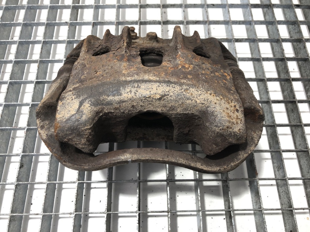 [STARK-626139] Pinza de freno delantera izquierda VW Transporter IV Autobus 2.4 D 57 kW