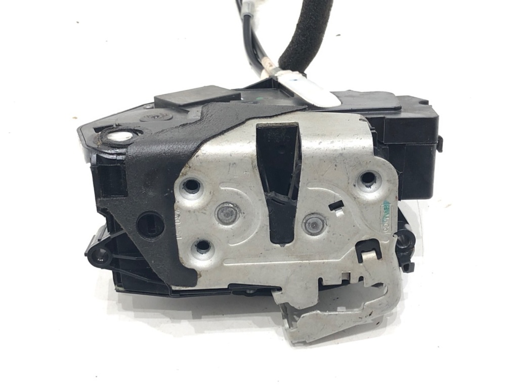 [STARK-652174] Cierre de puerta trasera izquierda Ford Mondeo V sedán (CD) 2012-2022