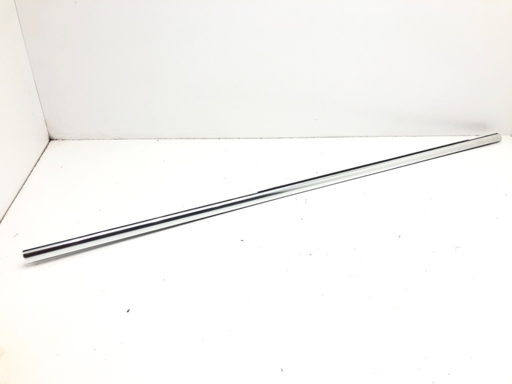 [STARK-653162] Panel de puerta trasera derecha VOLVO V60 I (155, 157) 2010-2018