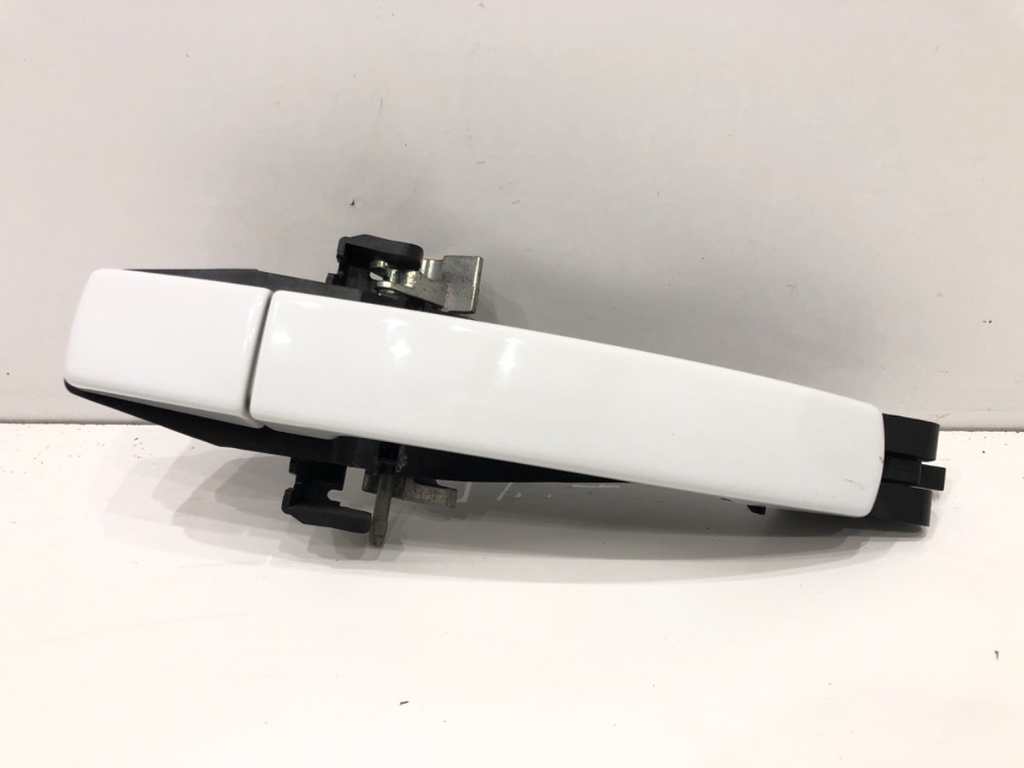 [STARK-660967] Manilla exterior de puerta delantera derecha Land Rover Range Rover Sport I (L320) 2005-2013