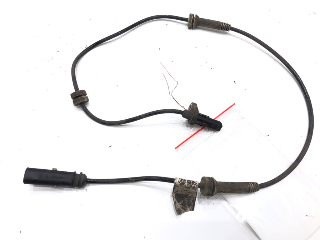 [STARK-670174] Sensor ABS delantero izquierdo BMW Serie 5 (G30, F90) 2016-2022