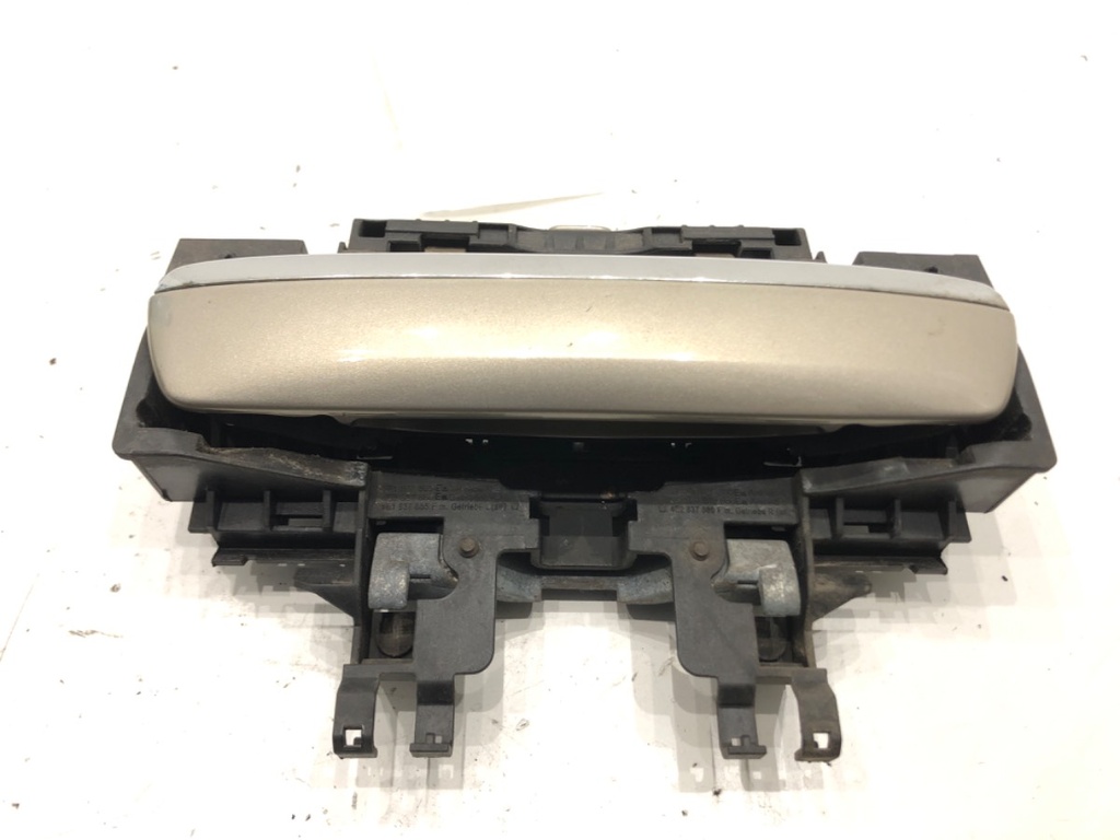 [STARK-670696] Manilla exterior de puerta delantera derecha Audi A8 D3 (4E2, 4E8) 2002-2010