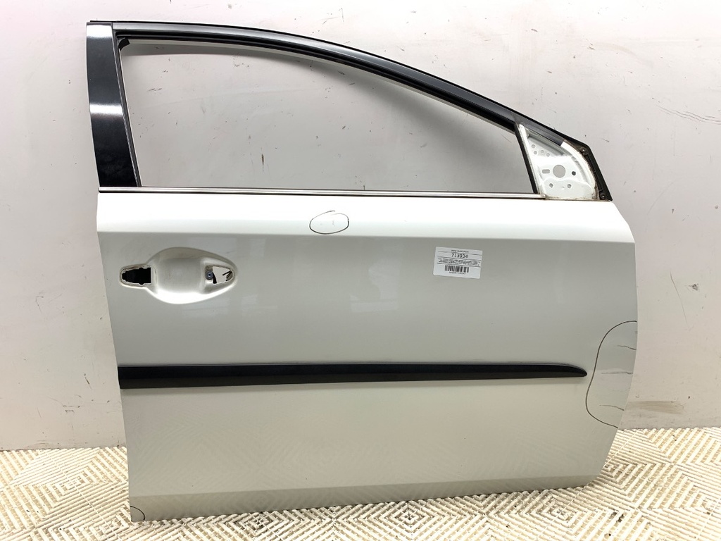 [STARK-713934] Puerta delantera derecha Toyota Auris Kombi (_E18_) 2013-2018