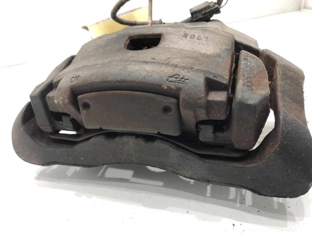[STARK-684886] Pinza de freno delantera izquierda JAGUAR XF I (X250) 2008-2015