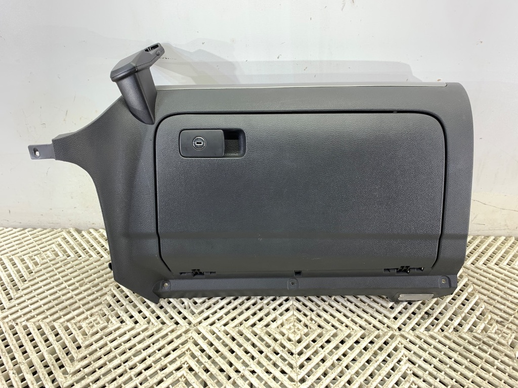 [STARK-701880] Guantero VW Golf V (1K1) 2003-2010