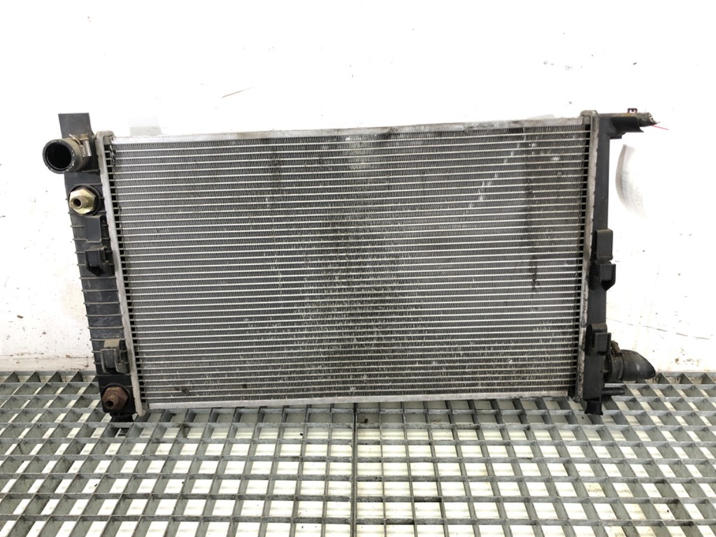 [STARK-725568] Radiador de agua Mercedes-Benz Clase A (W168) 1997-2005