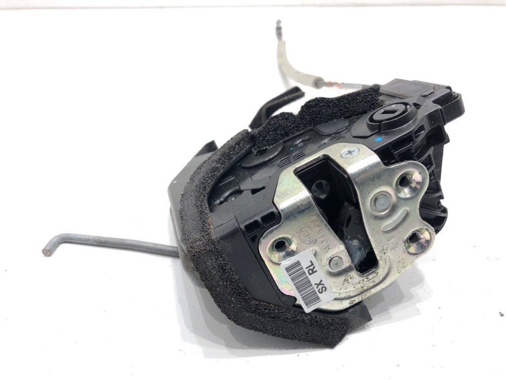 [STARK-715591] Cerradura de puerta trasera izquierda KIA Rio IV (YB, SC, FB) 2017-2022