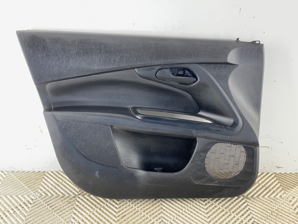 [STARK-717309] Panel de puerta delantero izquierdo FIAT Tipo sedán (356_) 2015-2022