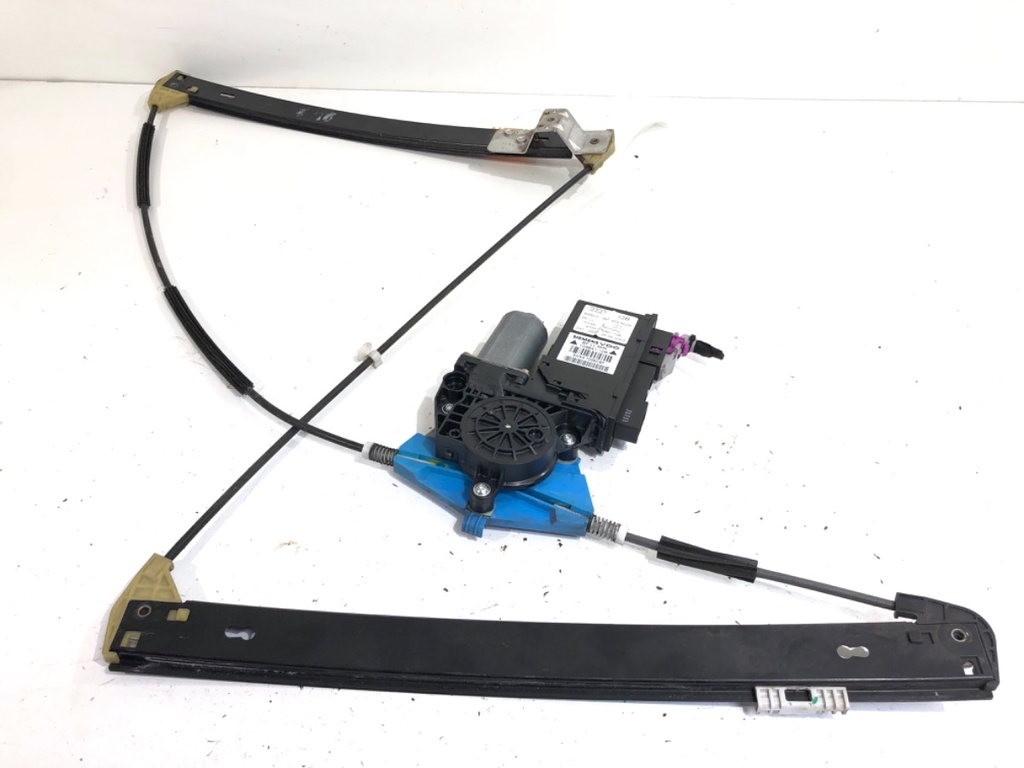 [STARK-768674] Elevador de ventanilla delantero derecho Audi A4 B6 (8E2) 2000-2005
