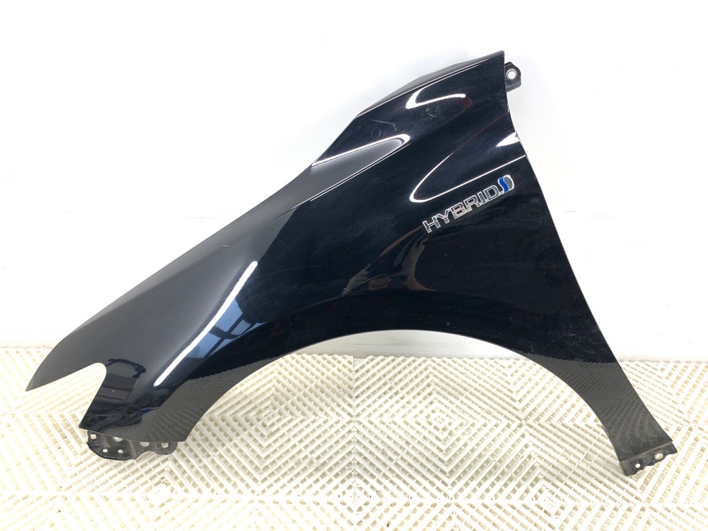 [STARK-891530] Aleta delantera izquierda Toyota Camry (_V7_, _VA7_, _VH7_) 2017-2022