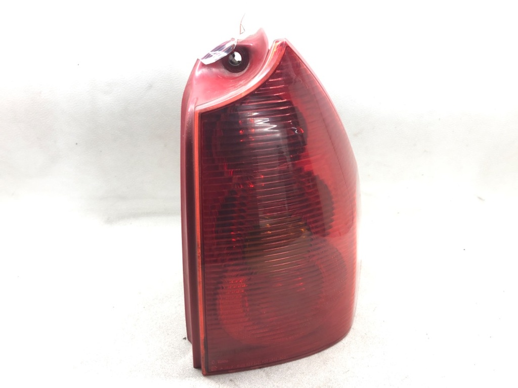[STARK-461033] Piloto trasero derecho PEUGEOT 307 (3A/C) 2000-2012
