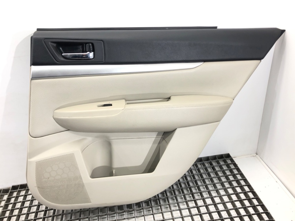 [STARK-467900] Panel de puerta trasera derecho Subaru Legacy V (BM) 2009-2022