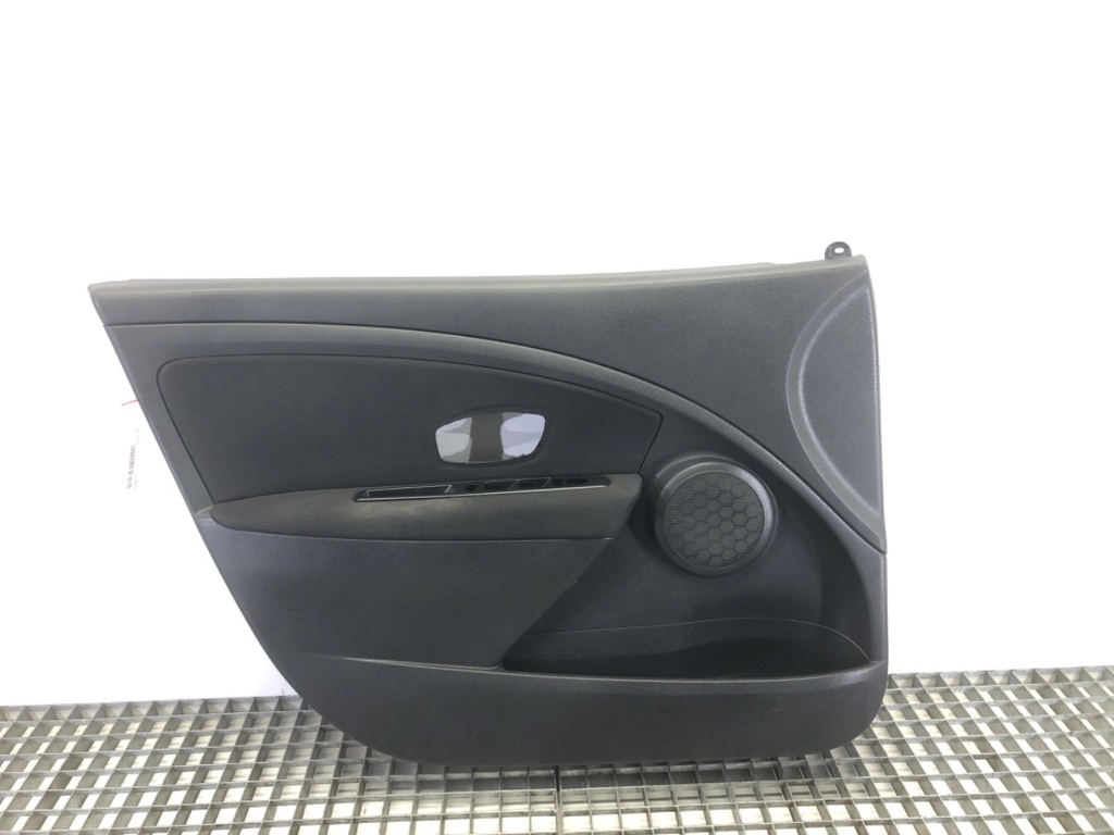 [STARK-532713] Panel de puerta delantero izquierdo Renault Fluence (L3_) 2010-2022 1.6 16V