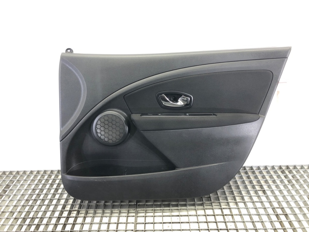 [STARK-532721] Panel de puerta delantero derecho Renault Fluence (L3_) 2010-2022
