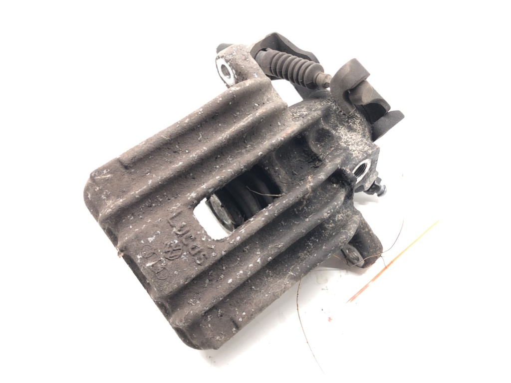 [STARK-546983] Pinza de freno trasera derecha SKODA RAPID (NH3, NK3, NK6) 2012-2022 1.6 TDI 85 kW