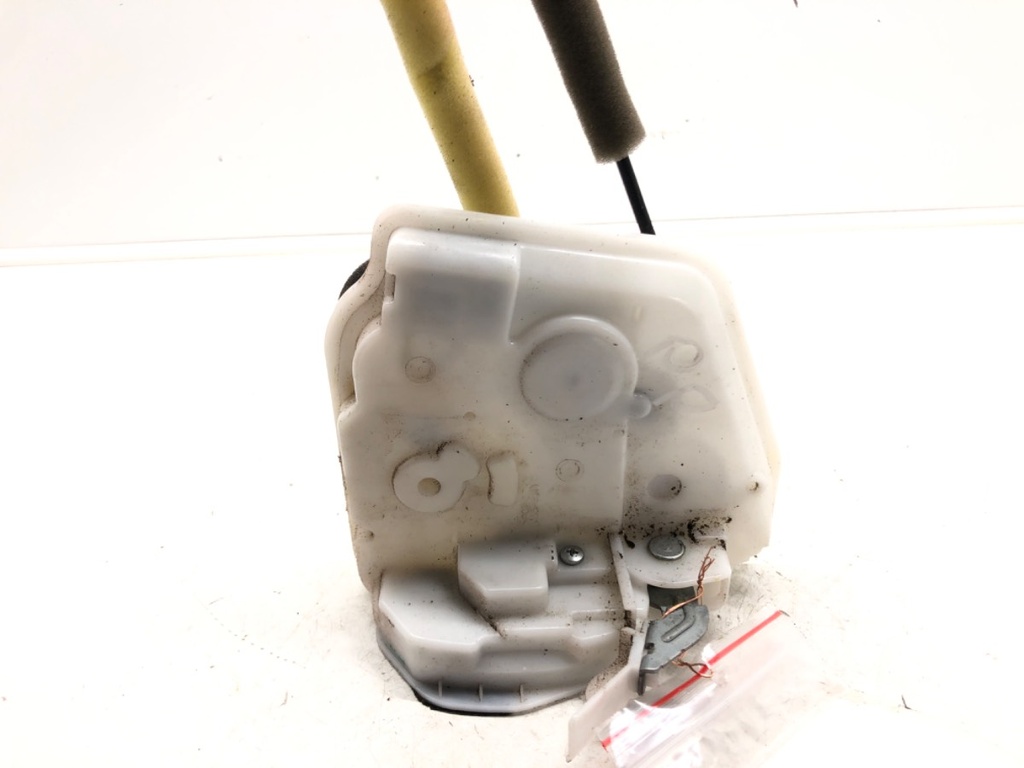 [STARK-534580] Cerradura de puerta delantera derecha Mazda 2 (DL, DJ) 2014-2022