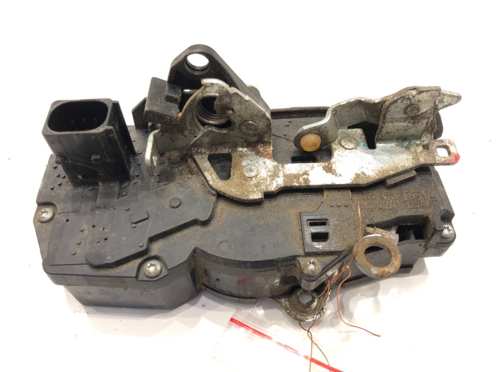 [STARK-576871] Cerradura de puerta delantera derecha Chevrolet Equinox 2003-2009
