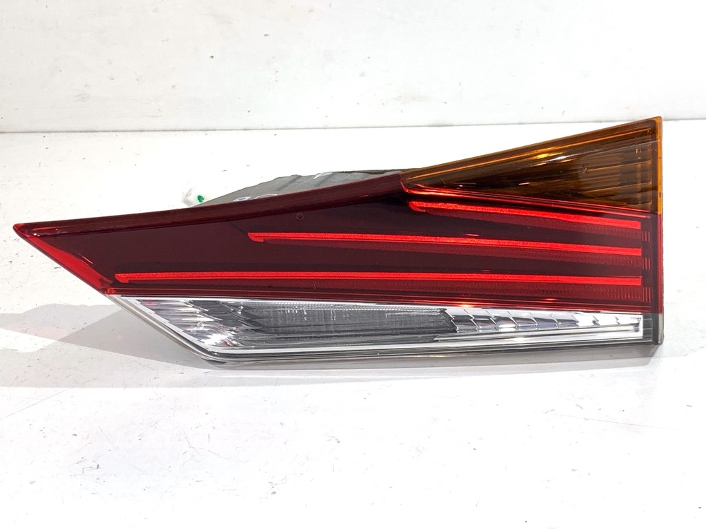 [STARK-863641] Piloto trasero derecho LEXUS IS III (_E3_) 2013-2022