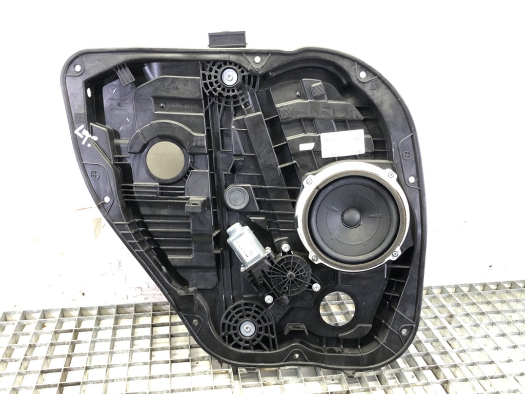 [STARK-634162] Elevalunas trasero izquierdo HYUNDAI i30 (PDE, PD, PDEN) 2016-2022